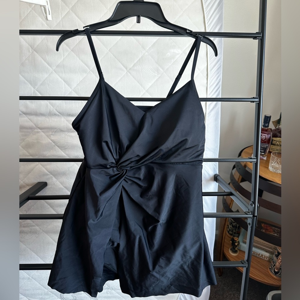 Grace Karin Black Twist Front One-Piece Swimdress - Picture 2 of 4